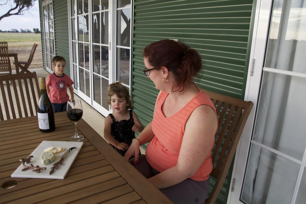 Mary'S Farm Cottages Kukerin Pokoj fotografie