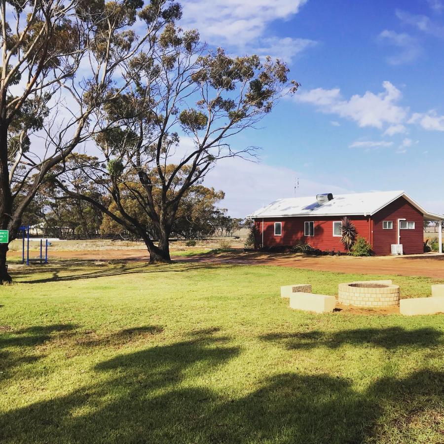 Mary'S Farm Cottages Kukerin Exteriér fotografie